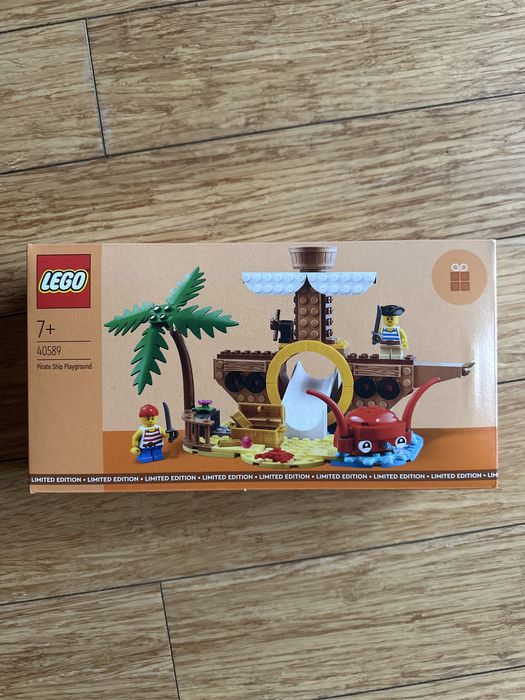 Lego 40589 Pirate Ship Playground