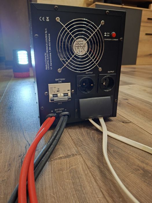 Гібридне дбж інвертор Kemot Prosinus 2200