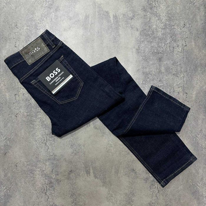 Чоловічі сині не терті джинси HUGO BOSS