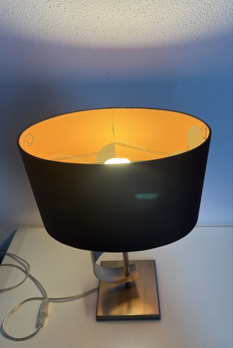Candeeiro de mesa de cabeceira e teto