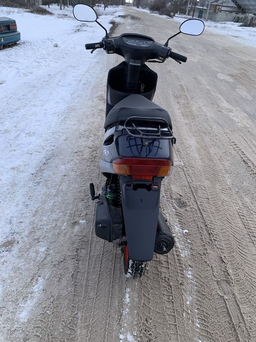 Скутер Honda dio. йде