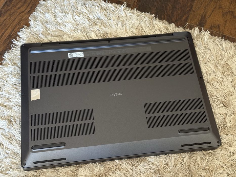 Робоча станція DELL PRO MAX 16 Plus [ 16” 120hz/ Ultra 7 265HX / 32gb / RTX PRO 5000 Blackwell, 24 ГБ/ 1tb Ssd]