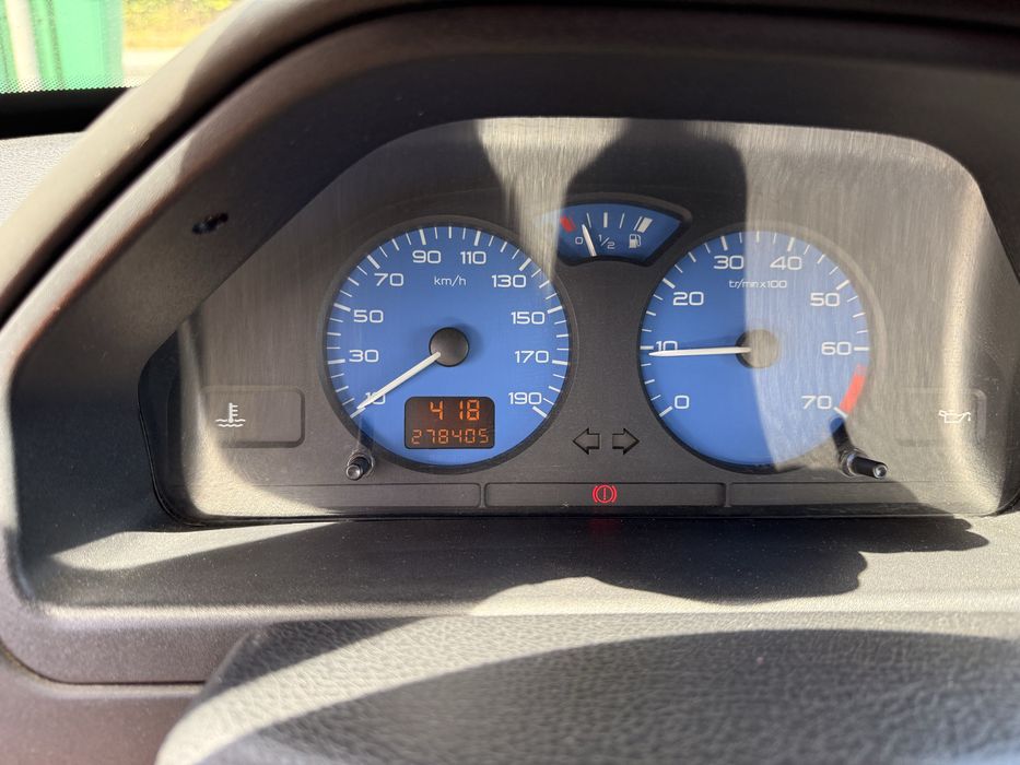 Peugeot 106, 1.0