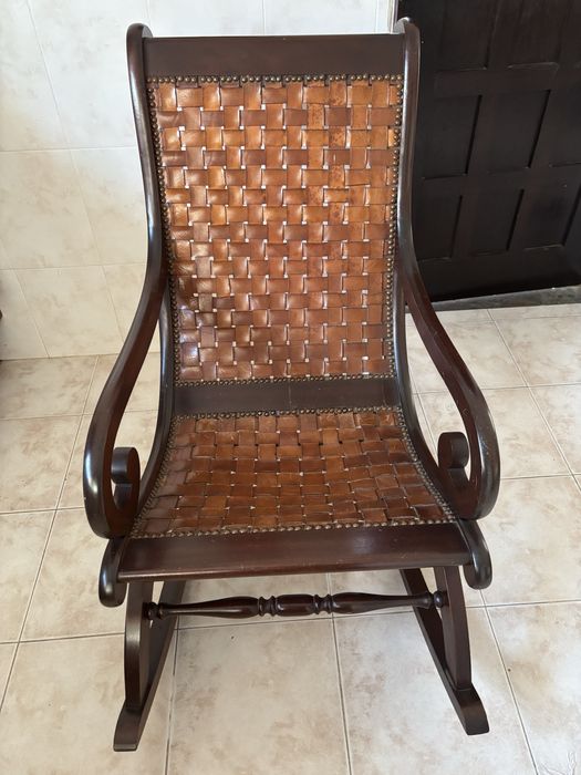 Cadeira de baloiço em pele Vintage