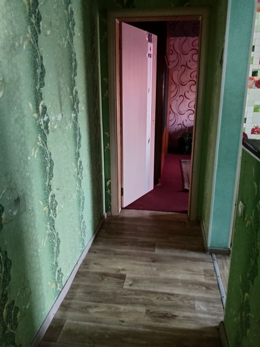 Пів будинку під бізнес не дорого