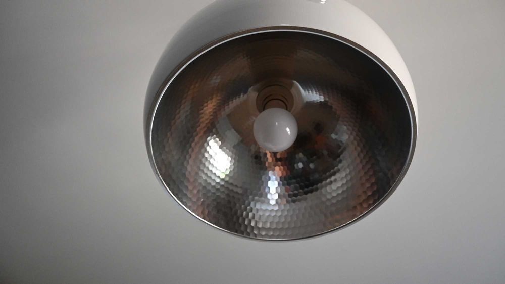 Lampa wisząca kula biała
