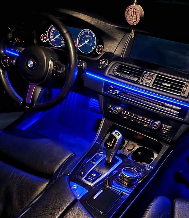 Підсвітка салону контурна Ambient Light Контурна підсвітка Tesla