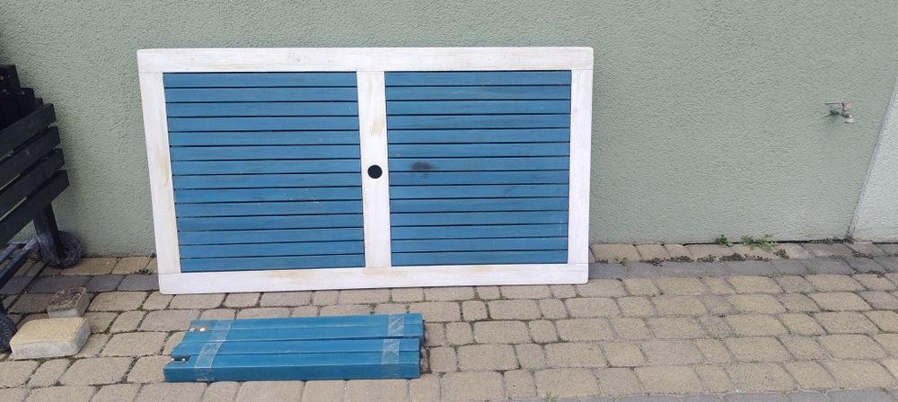 Stół ogrodowy drewniany