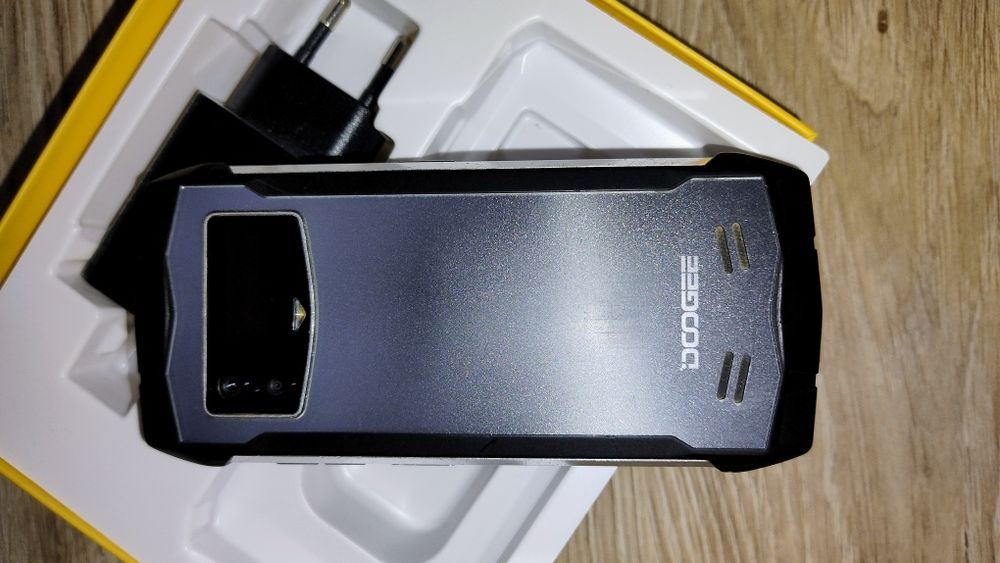 Doogee s mini 8/256 gb,б/у,сірий.