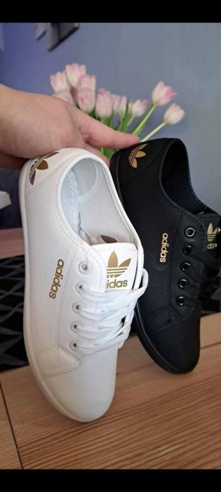 Buty damskie 
36-41
Dwa kolory 
Wysyłka pobraniowa