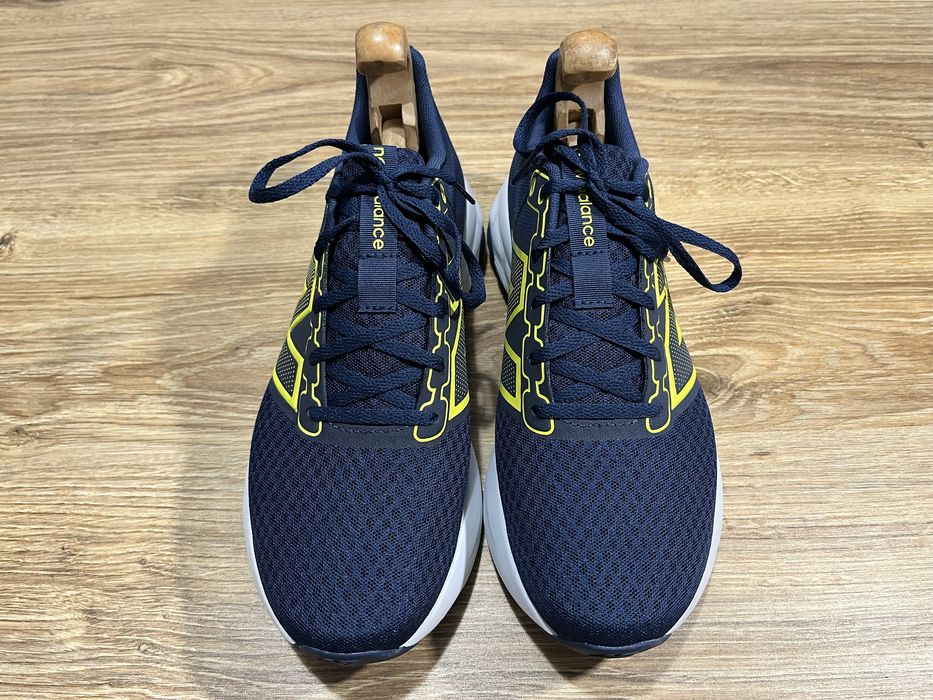 кросівки New Balance 460 V4 Нові в коробці.  Розмір 43(27,5 см.) Ціна 2890 грн.