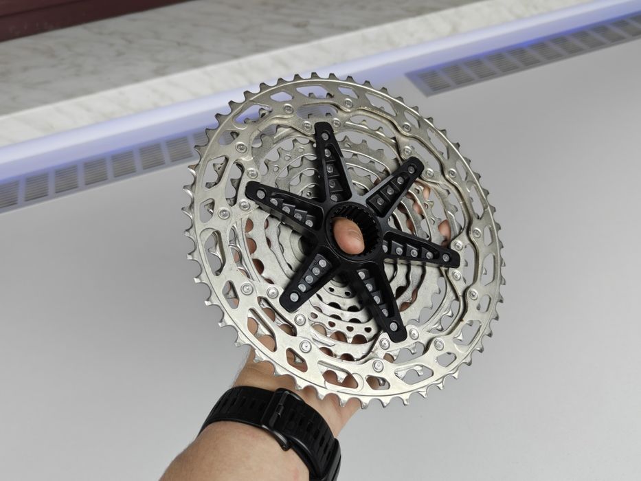 Kaseta rowerowa Shimano Deore CS-M6100 12s 10-51T
