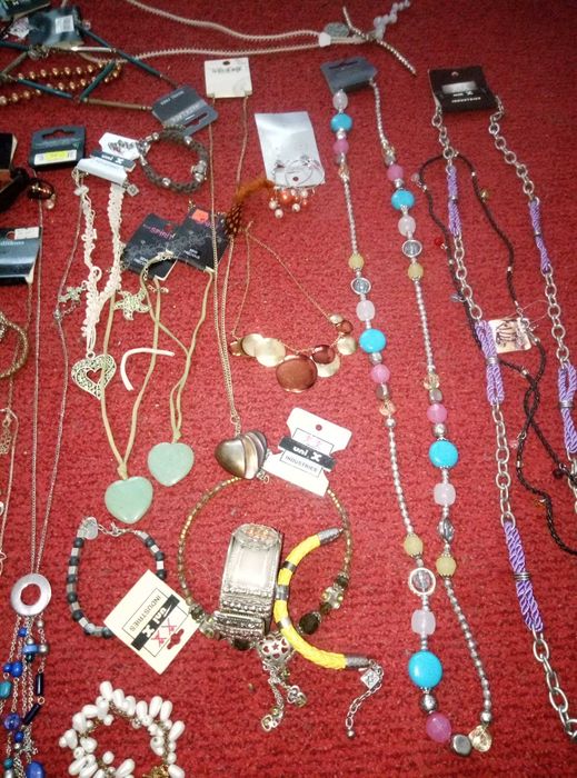 Біжутерія нова з Англії