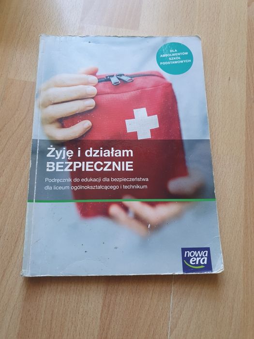 Podręcznik Żyję i działam bezpiecznie