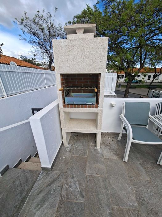 Férias | Moradia V2 | 150m da Praia | Baixa de Albufeira