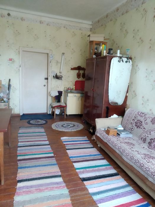 Продам 2 комнаты в общежитии по ул. Озерной 3