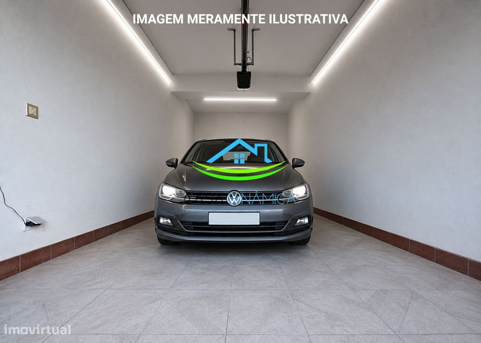 Moradia T4 com Garagem e Terraço em Tavarede
