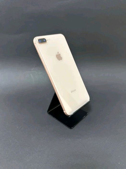 iPhone 8 Plus 64gb gold

100% Стан (А+)