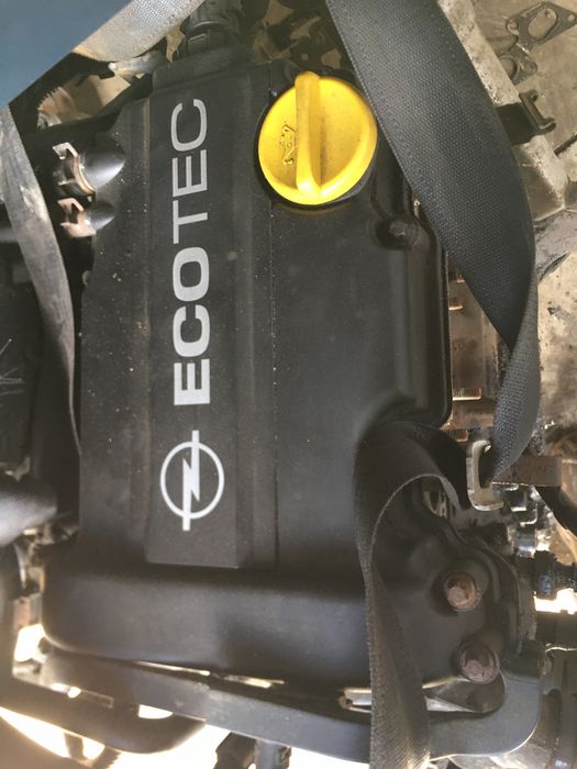 Silnik opel z10xe