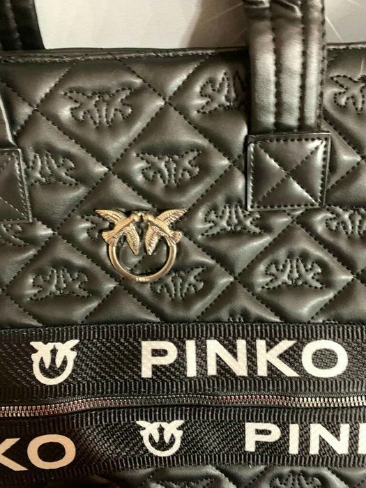 Sprzedam torebkę pinko A4