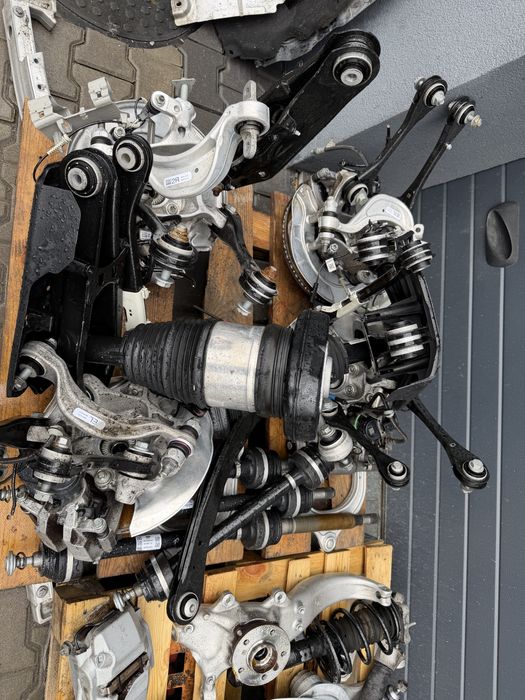 Ходова частина  ix.    BMW   . I4bmw