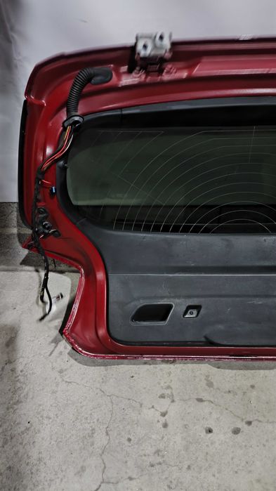 Porta Mala BMW Serie 1 (F20/F21) Vermelho