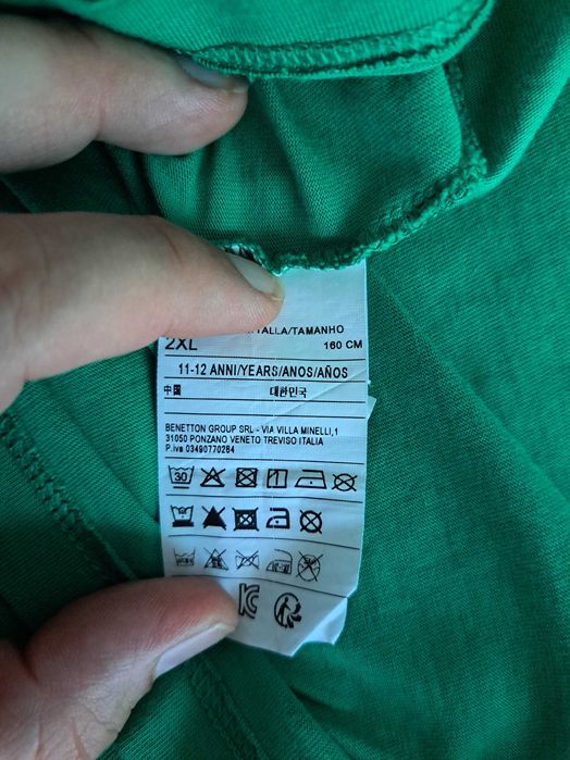 Tshirt Benetton - 160cm - 11 a 12 anos - Muito bom estado