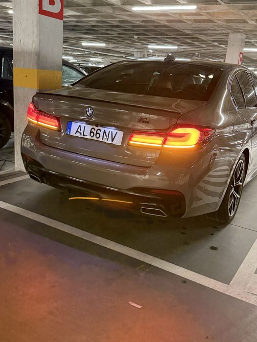 BMW 530e Pack M como novo