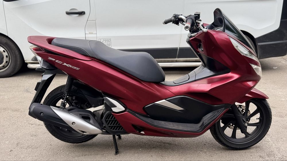 Максі-скутер HONDA PCX 150 KF30 2019 рік