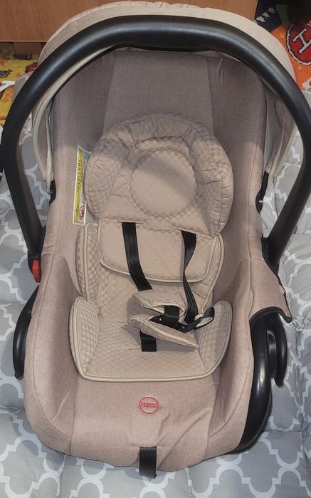 Продам дитяче авто крісло Lorelli в ідеальному стані