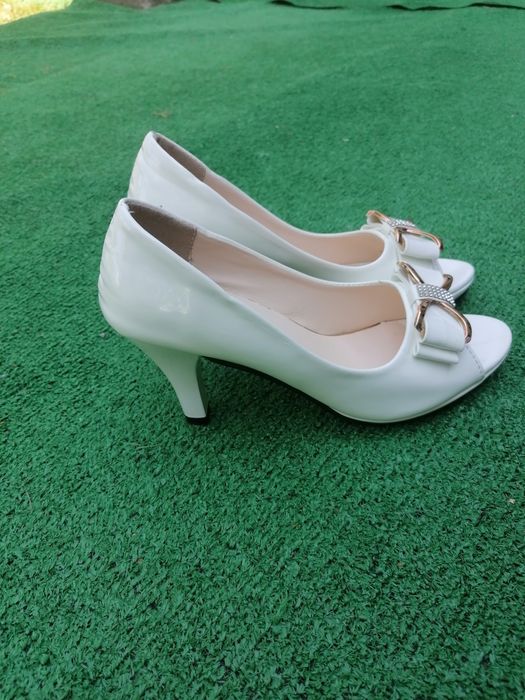Buty buciki  ślubne rozmiar 36