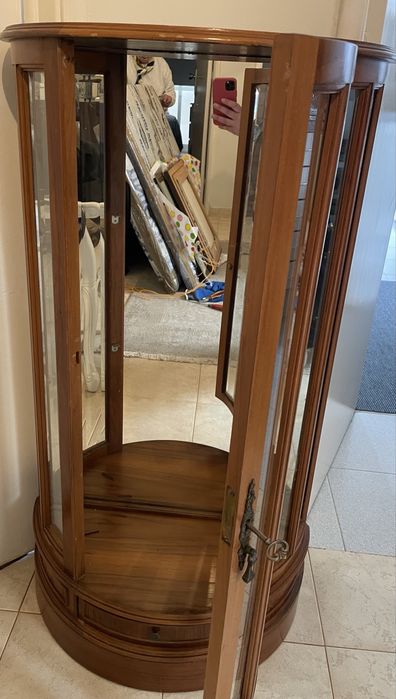 Vitrine / Cristaleira