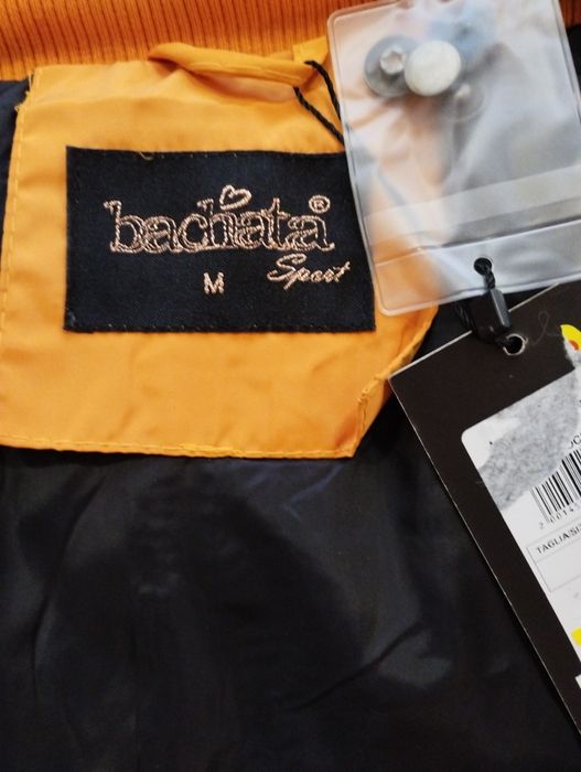 Курточка зимняя женская