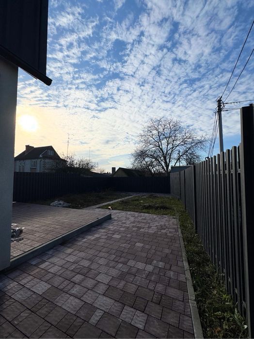 Продаж таунхаусу з якісним ремонтом в м.Луцьк | єОселя