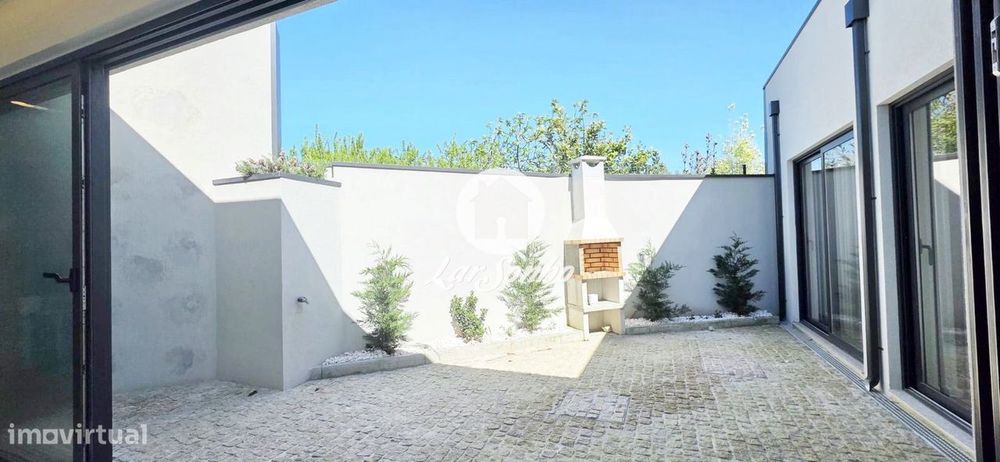 Moradia Térrea T3 Como Nova em Vila Nova da Telha | Maia