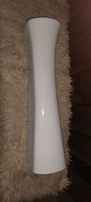 Nogą porcelanowa