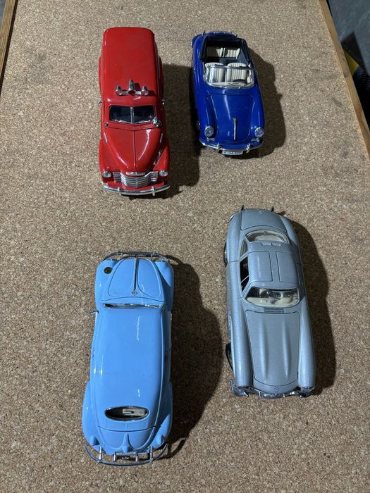 Carrinhos miniatura