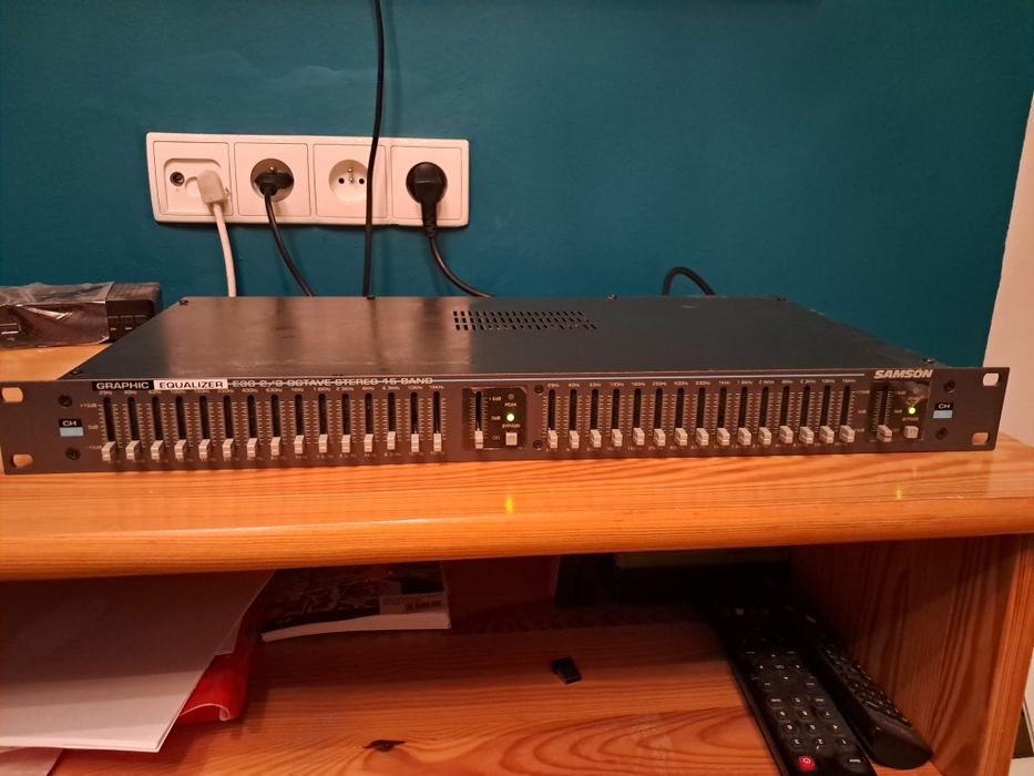 Sprzedam Equalizer Graficzny E30