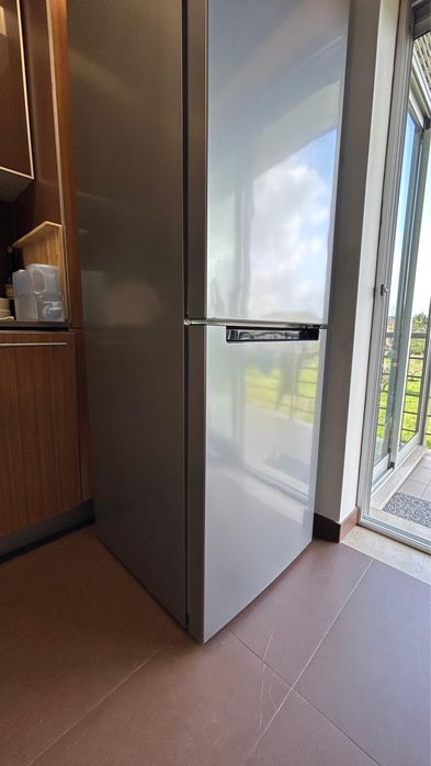 Frigorífico Indesit XIT9 T3U X