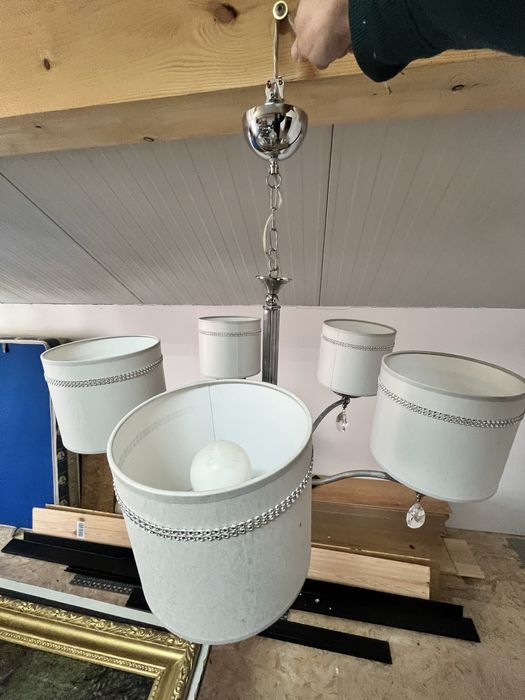 Żyrandol lampa wiszaca