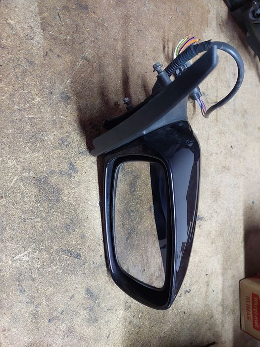 Зеркало заднього  віда