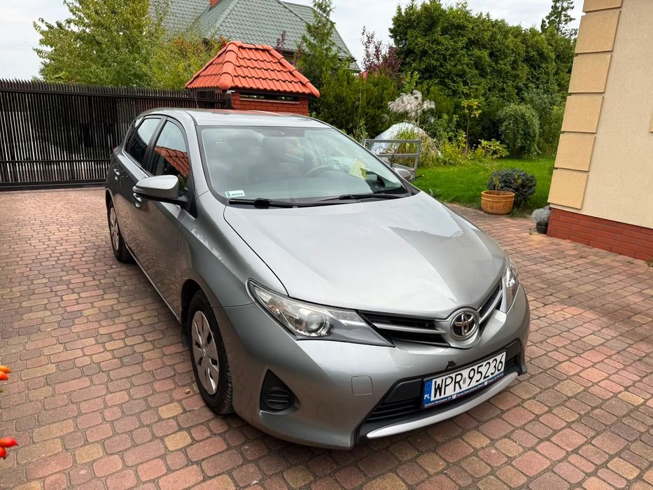 Toyota Auris 2 właściciel