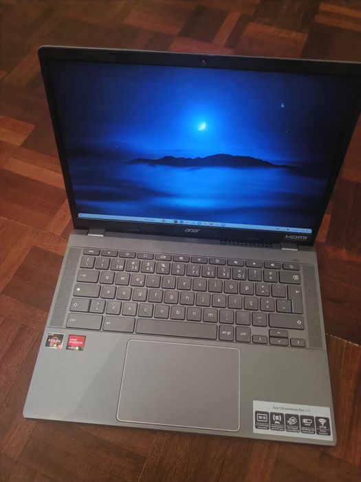 Acer chromebook plus 514 muito bom estado, pouquissimo uso, como novo