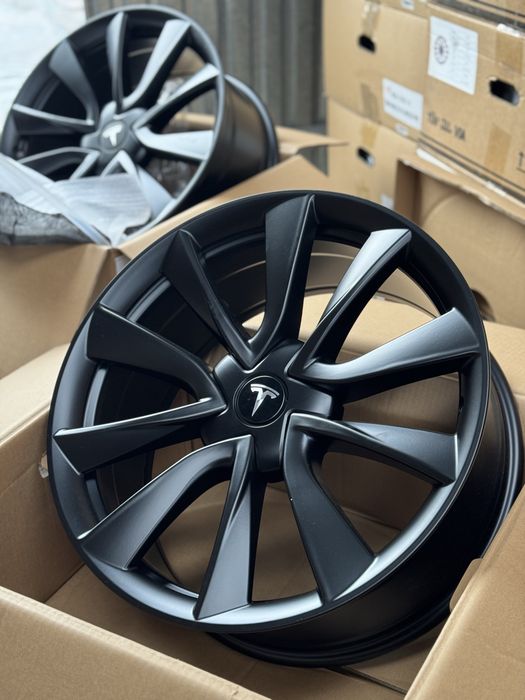Диски Нові R19/5/114,3 Tesla Model Y Model 3 . В Наявності