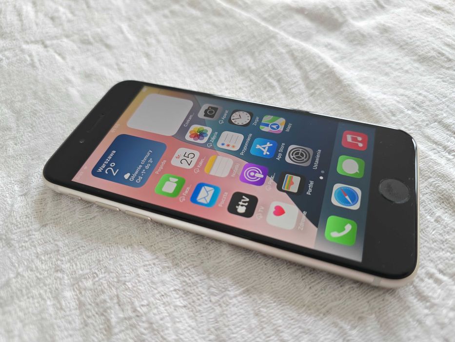 iPhone SE 2022 (model a2783) - super stan, bateria 100%
