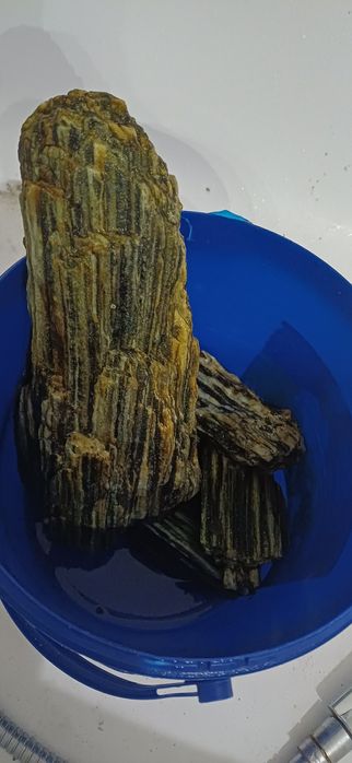 Akcesoria do akwarium, korzenie, filtry, kamienie, napowietrzacz ...