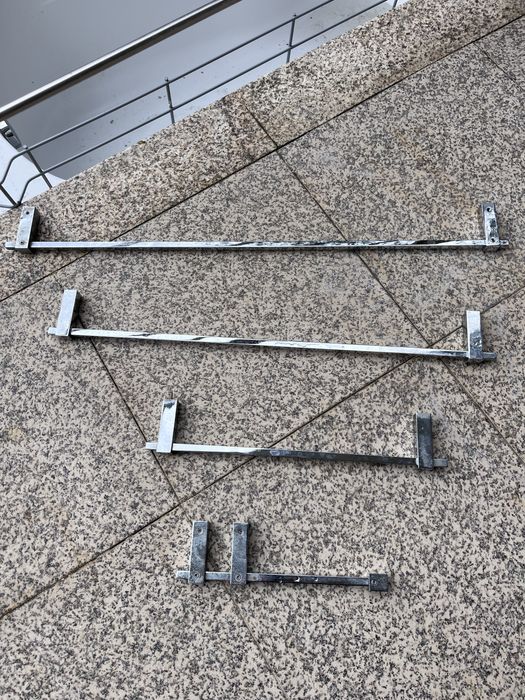 Conjunto toalheiros e suporte de duche em inox