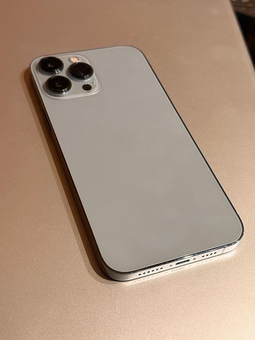 Apple iPhone 13 Pro Max idealny