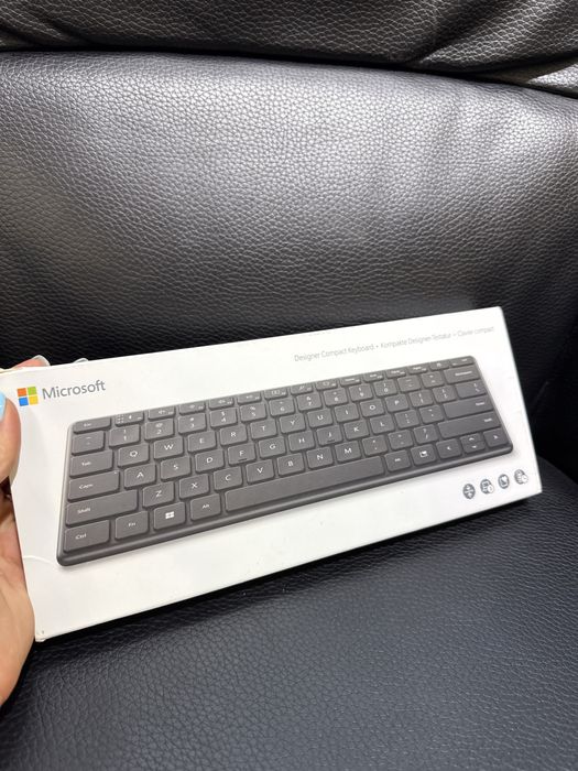 Клавіатура бездротова Microsoft Designer Compact Bluetooth Glacier
