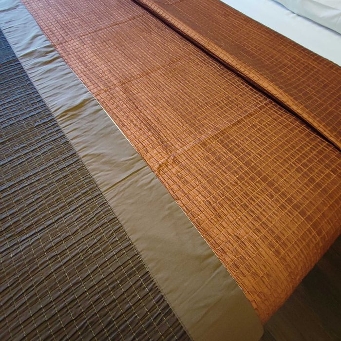 Tapa-pés / manta decorativa para cama - como novas!